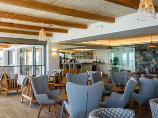 SOLIMAR WHITE PEARL Adults only 17+