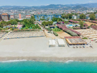 SOLIS BEACH HOTEL