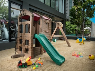 SOMERSET EKAMAI BANGKOK (SHA)