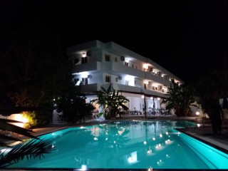 Sotirakis Hotel
