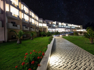 Sovereign Beach Hotel