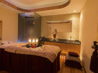 Constantinou Bros Athena Beach Hotel