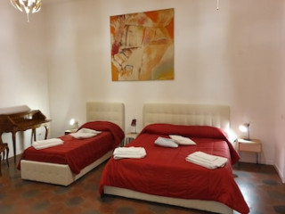 SPANISH PALACE ROOMS APARTMENT AND TERRACE