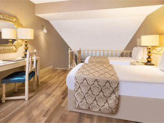 HOTEL DORNA
