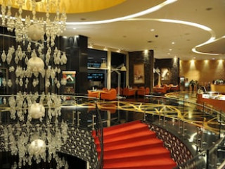 SPLENDID CONFERENCE AND SPA RESORT