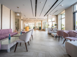 Splendor & Spa Hotel