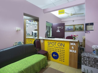 SPOT ON 89962 PERFECT CLASS HOTEL