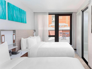 SpringHill Suites by Marriott New York Manhattan/Times Square South