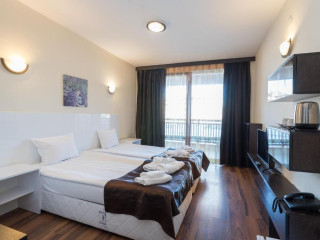 ST. GEORGE SKI & HOLIDAY BANSKO