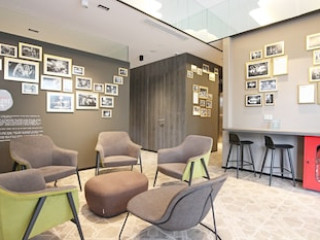 ST SIGNATURE JALAN BESAR SG CLEAN