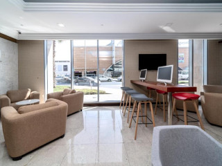 Star Metro Deira Hotel Apartments