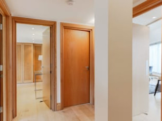 STAYINN MONUMENT STREET