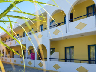 STEGNA STAR APARTMENTS