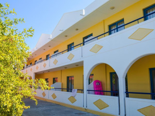 STEGNA STAR APARTMENTS