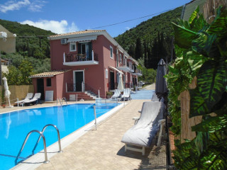 Stella Apartments