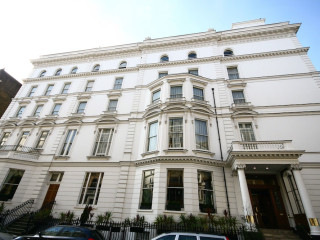 Strathmore Hotel - Gem Hotel