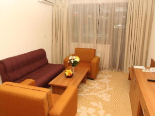STRAZHITE HOTEL