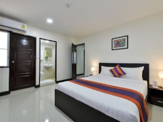 STUDIO RESIDENCE SUKHUMVIT 71 (SHA)