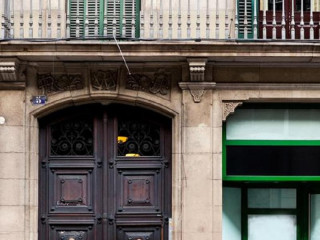Studios Pelayo Guest House