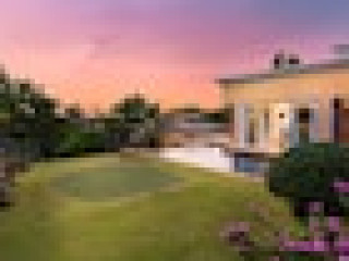Stunning Luxury Golf and Pool Villas