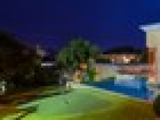 Stunning Luxury Golf and Pool Villas