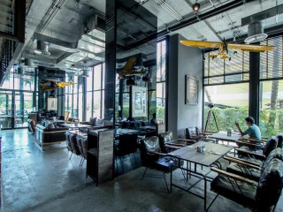 Sugar Marina Hotel -AVIATOR- Phuket Airport