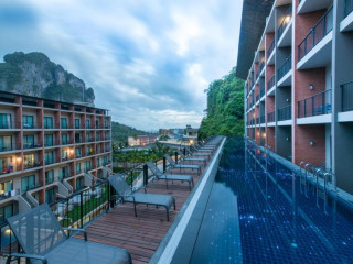 Sugar Marina Hotel CLIFFHANGER Aonang