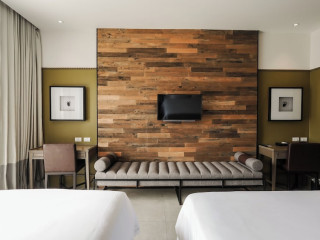 Sugar Marina Resort-Cliffhanger-Aonang