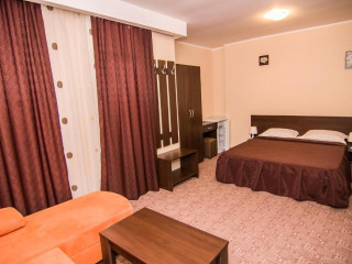 Vila KM0 cm Camere de inchiriat