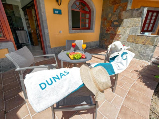 SUITES & VILLAS by DUNAS