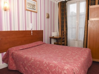 SULLY HOTEL