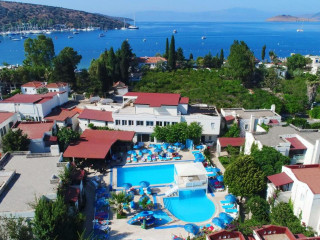 SUMMER GARDEN SUITES HOTEL