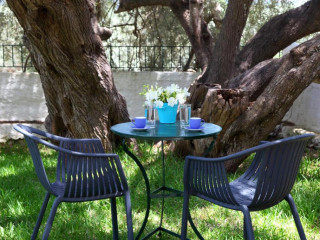 Summer House Luisa