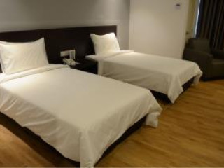 SUMMIT SIGNATURE OUG KUALA LUMPUR