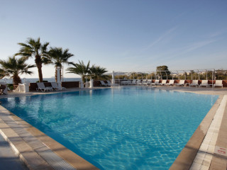 SUN AND SEA BEACH HOTEL