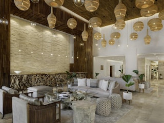 SUN PALACE COUPLES ONLY