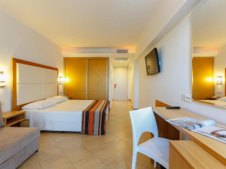 Sun Palace Hotel