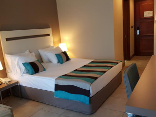 SUNDANCE RESORT HOTEL