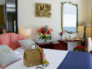 SUNFLOWER HOTEL APTS