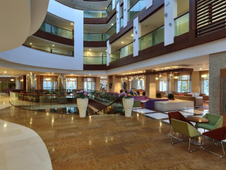 SUNIS EVREN BEACH RESORT HOTEL & SPA