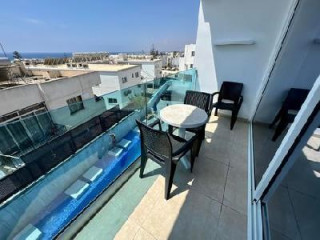 Sunny Blue Hotel