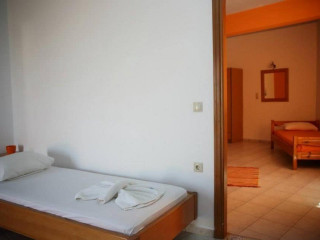 SUNNY HILL Adults only16+ by Estia