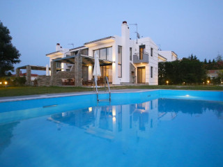 Sunny Sani Luxury Villas