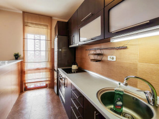 Sunny Three Bedroom Flat