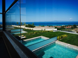 Sunny Villas