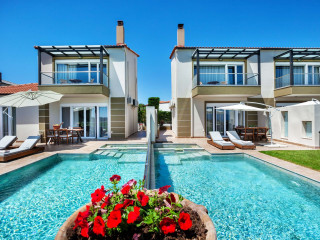 Sunny Villas Resort & Spa