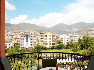 SUNPARK GARDEN HOTEL