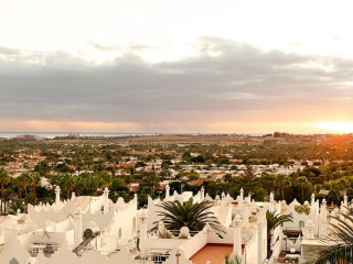 Sunprime Atlantic View Suite & Spa