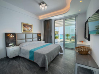 Sunprime Protaras Beach