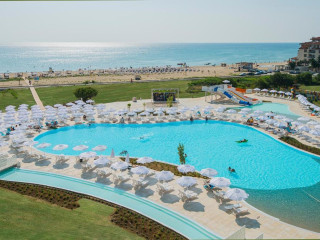 Sunrise Blue Magic Resort